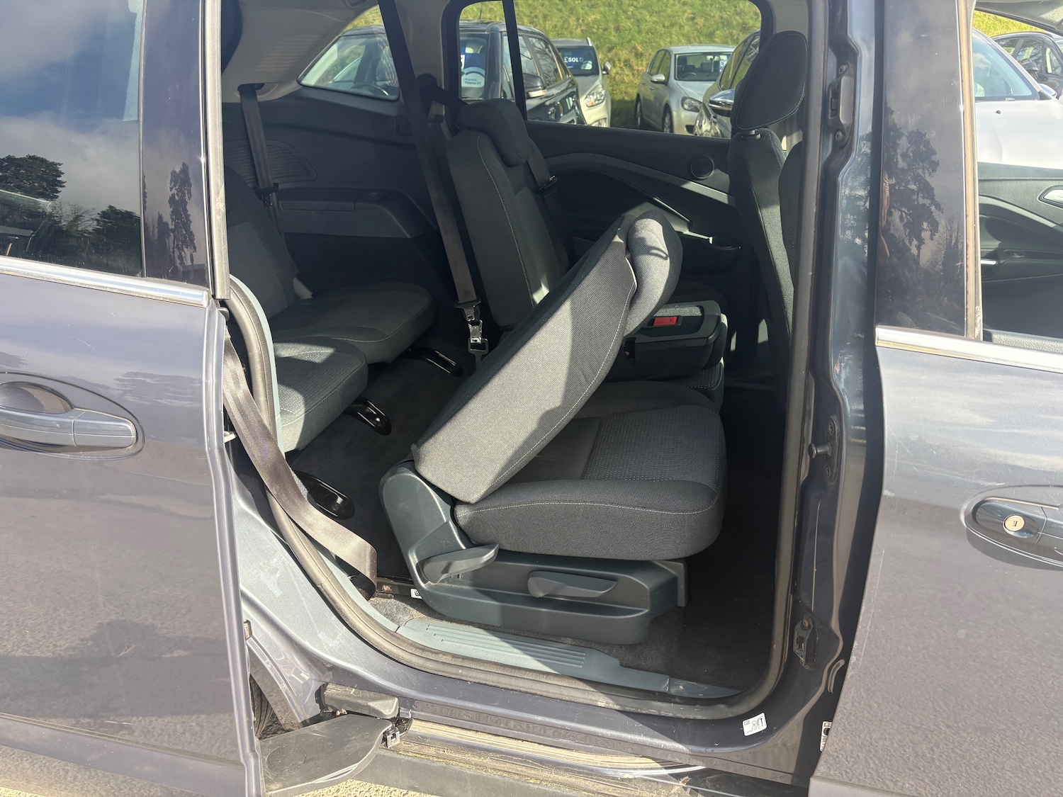 Used Ford Grand C-Max 2011 for sale - 77542614: Photo 7