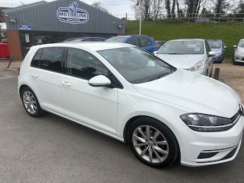 Used Volkswagen Golf 2017 for sale - 78197188: Photo