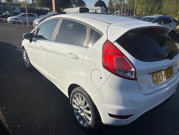 Used Ford Fiesta 2014 for sale - 78311279: Photo