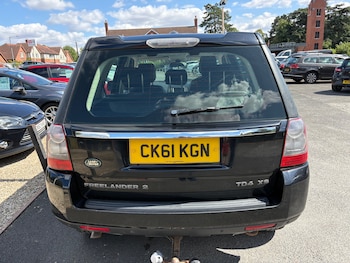 Used Land Rover Freelander 2 2011 for sale - 79392396: Photo