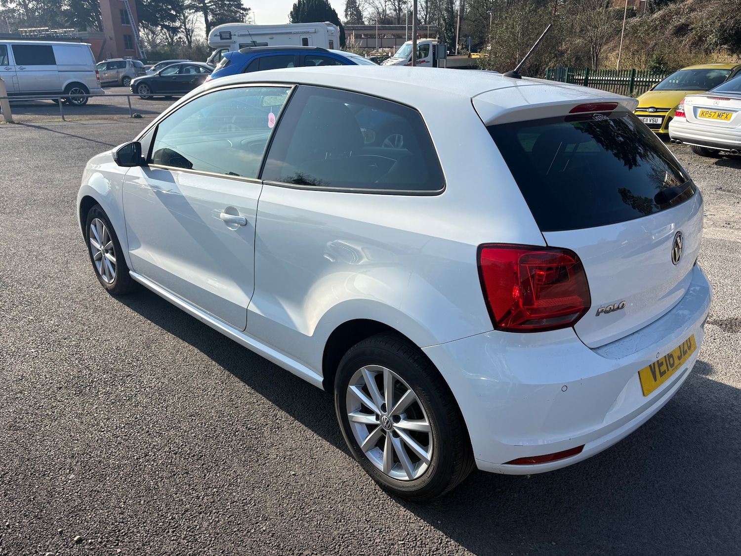 Used Volkswagen Polo 2016 for sale - 77743446: Photo 4