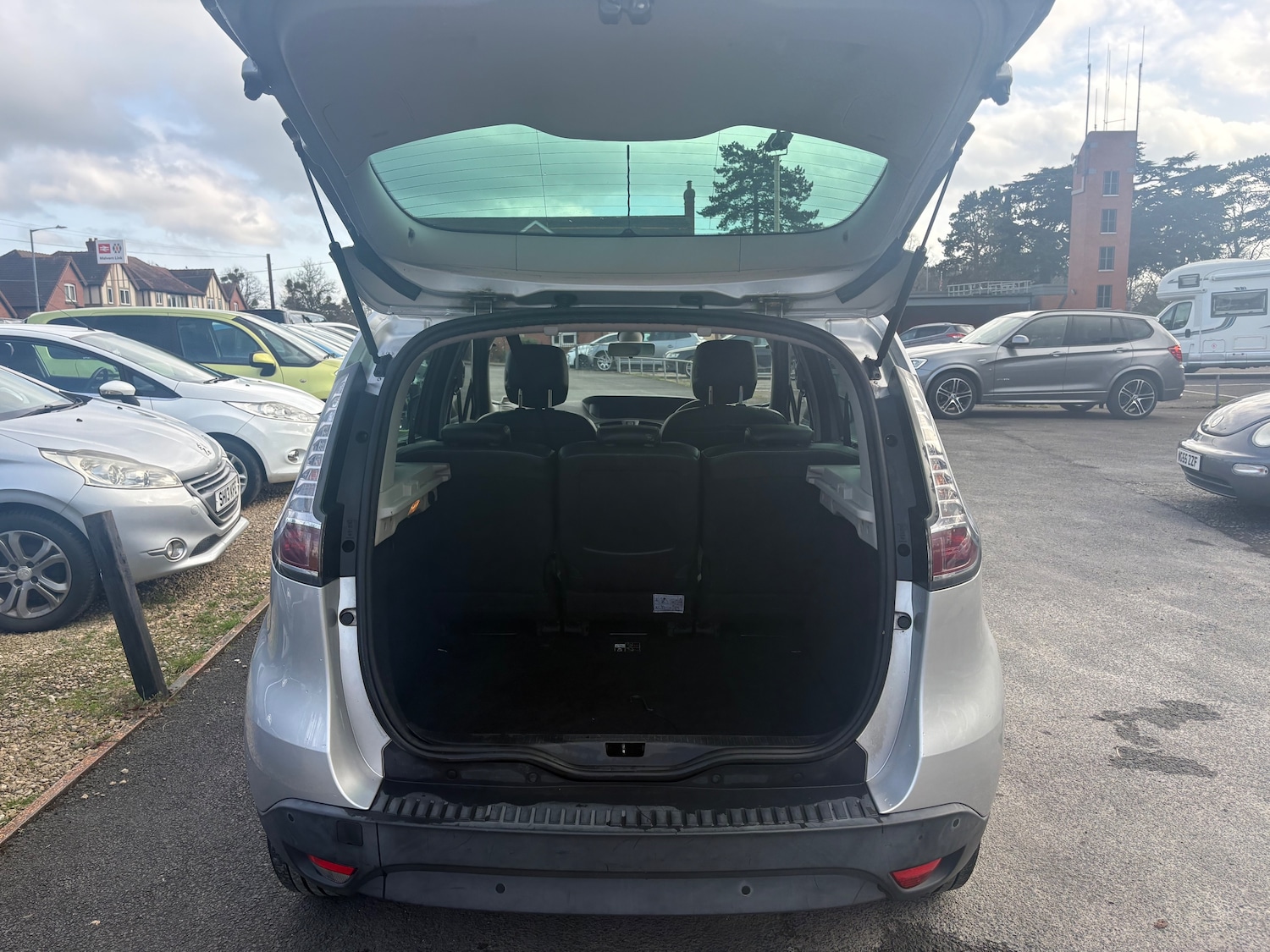 Used Renault Scenic 2014 for sale - 77460429: Photo 5