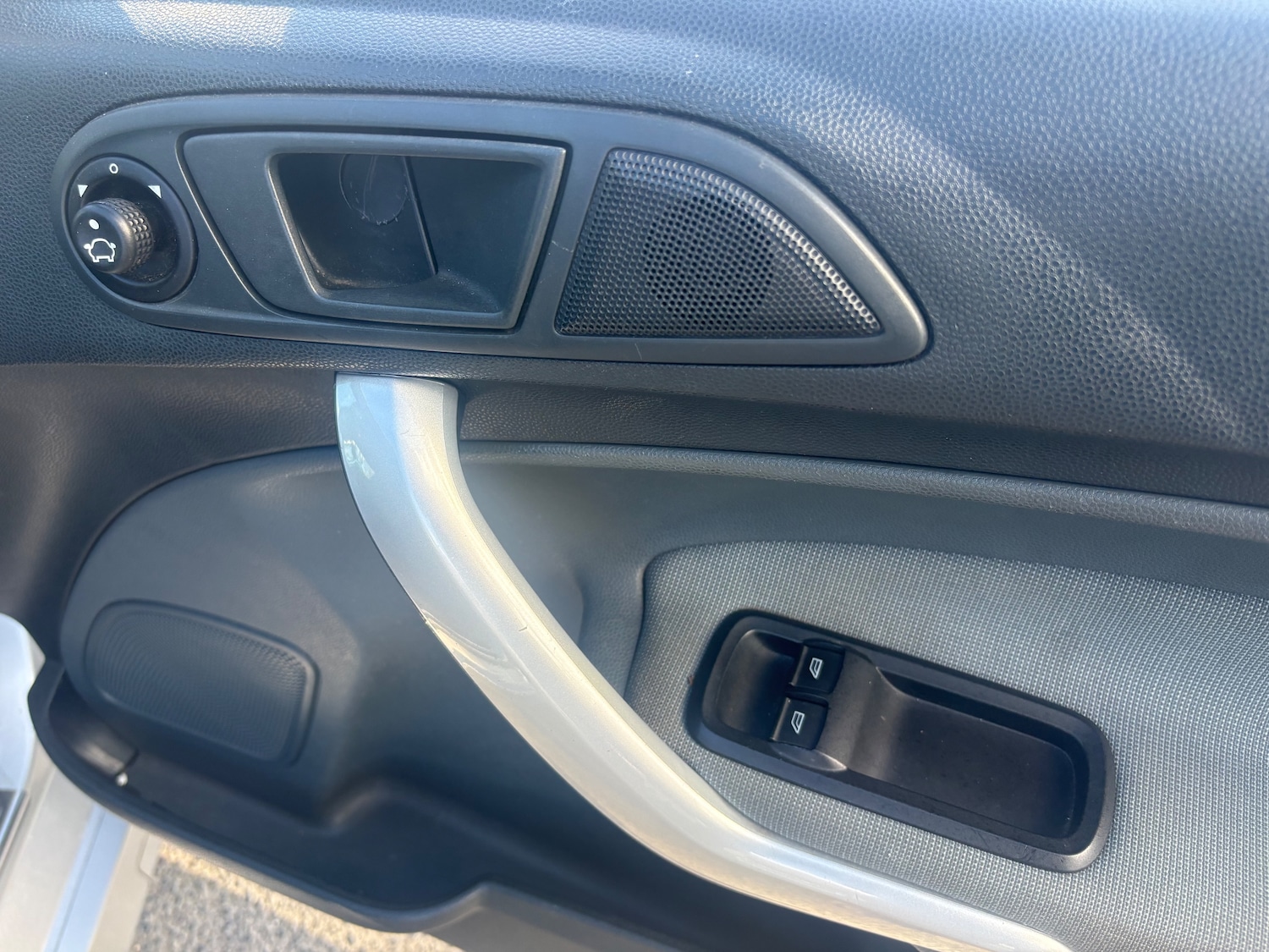 Used Ford Fiesta 2011 for sale - 78083983: Photo 11