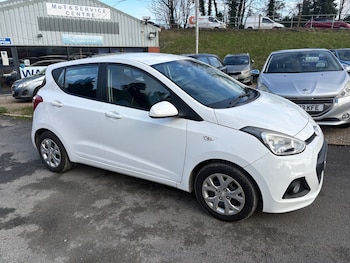 Used Hyundai i10 2017 for sale - 77614621: Photo