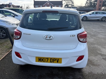 Used Hyundai i10 2017 for sale - 77614621: Photo