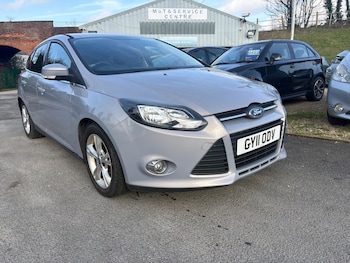 2011 (11) - 1.6 Zetec Hatchback 5dr Petrol Manual Euro 5 (125 ps)