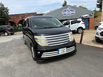Used Nissan Elgrand 2004 for sale - 79341652: Photo