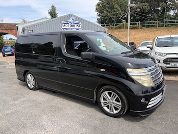 Used Nissan Elgrand 2004 for sale - 79341652: Photo