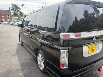 Used Nissan Elgrand 2004 for sale - 79341652: Photo