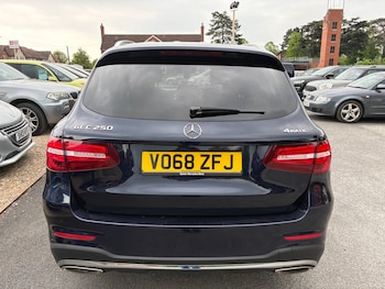 Used Mercedes-Benz GLC 2018 for sale - 78367463: Photo