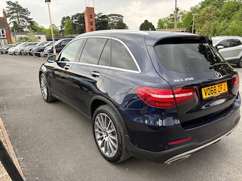 Used Mercedes-Benz GLC 2018 for sale - 78367463: Photo