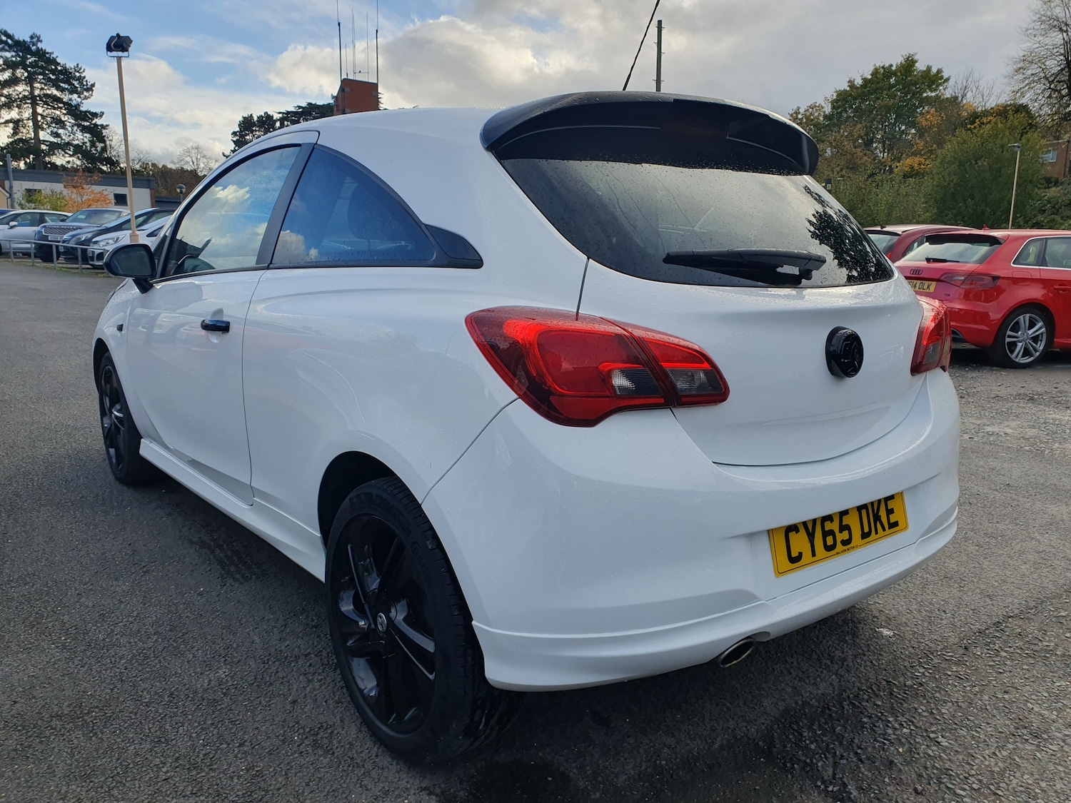 Used Vauxhall Corsa 2015 for sale - 77436336: Photo 4