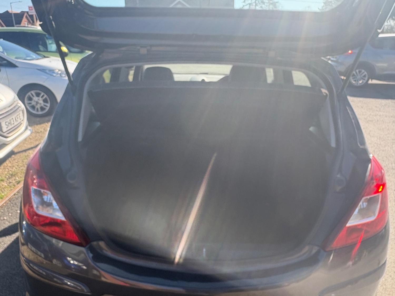 Used Vauxhall Corsa 2014 for sale - 77931790: Photo 9