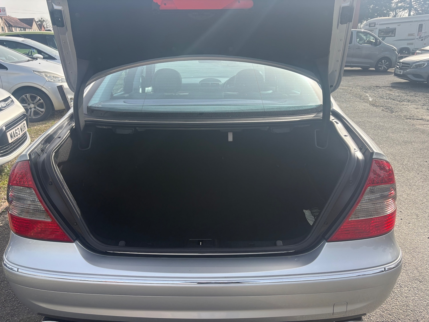 Used Mercedes-Benz E Class 2007 for sale - 77764249: Photo 10