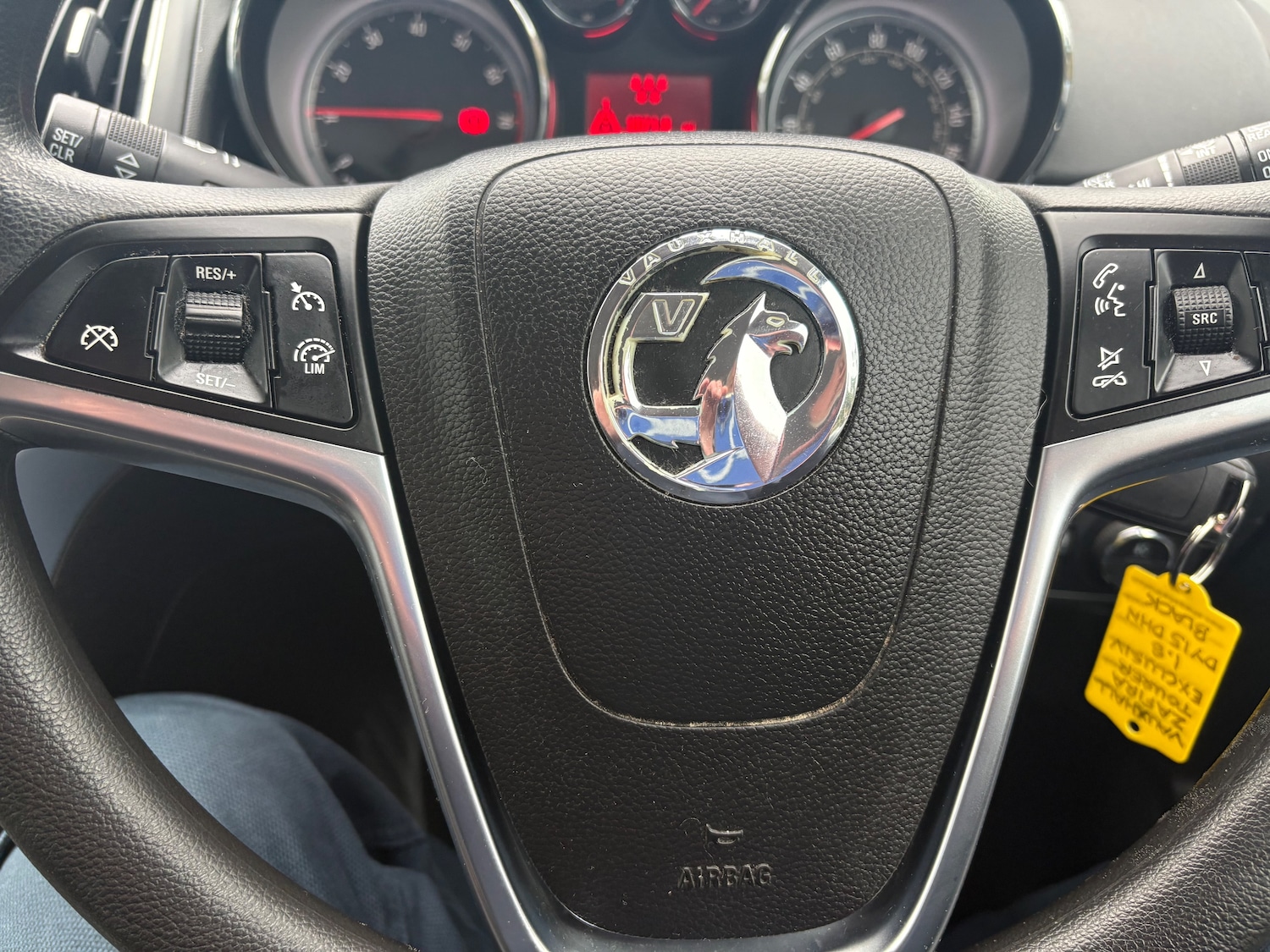 Used Vauxhall Zafira Tourer 2015 for sale - 77436347: Photo 11