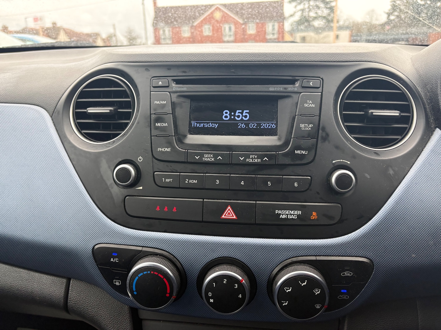 Used Hyundai i10 2015 for sale - 77614642: Photo 13