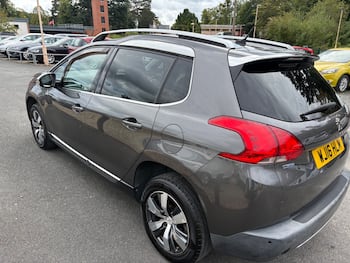 Used Peugeot 2008 2016 for sale - 79660041: Photo