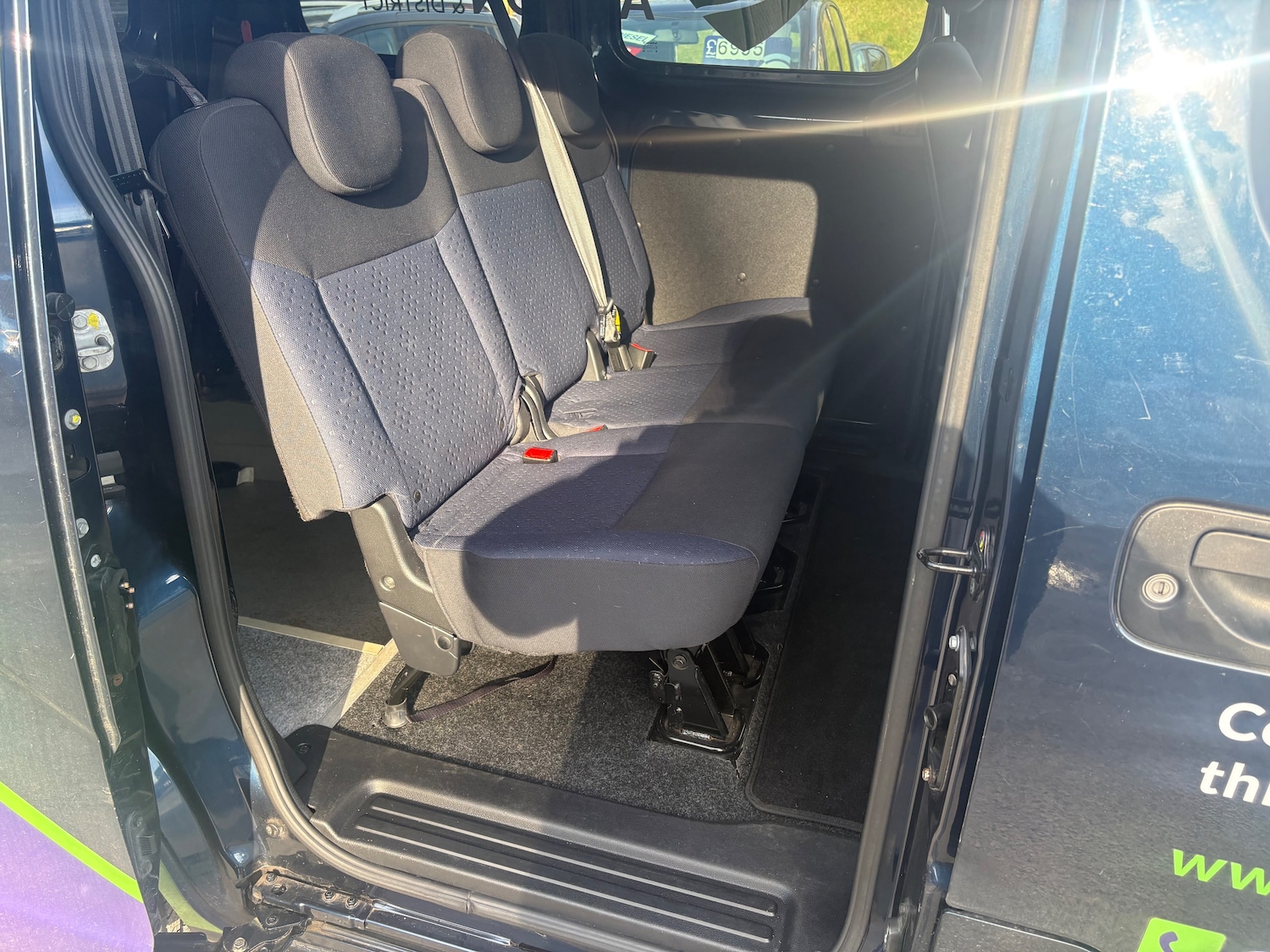 Used Nissan NV200 2012 for sale - 77654104: Photo 2