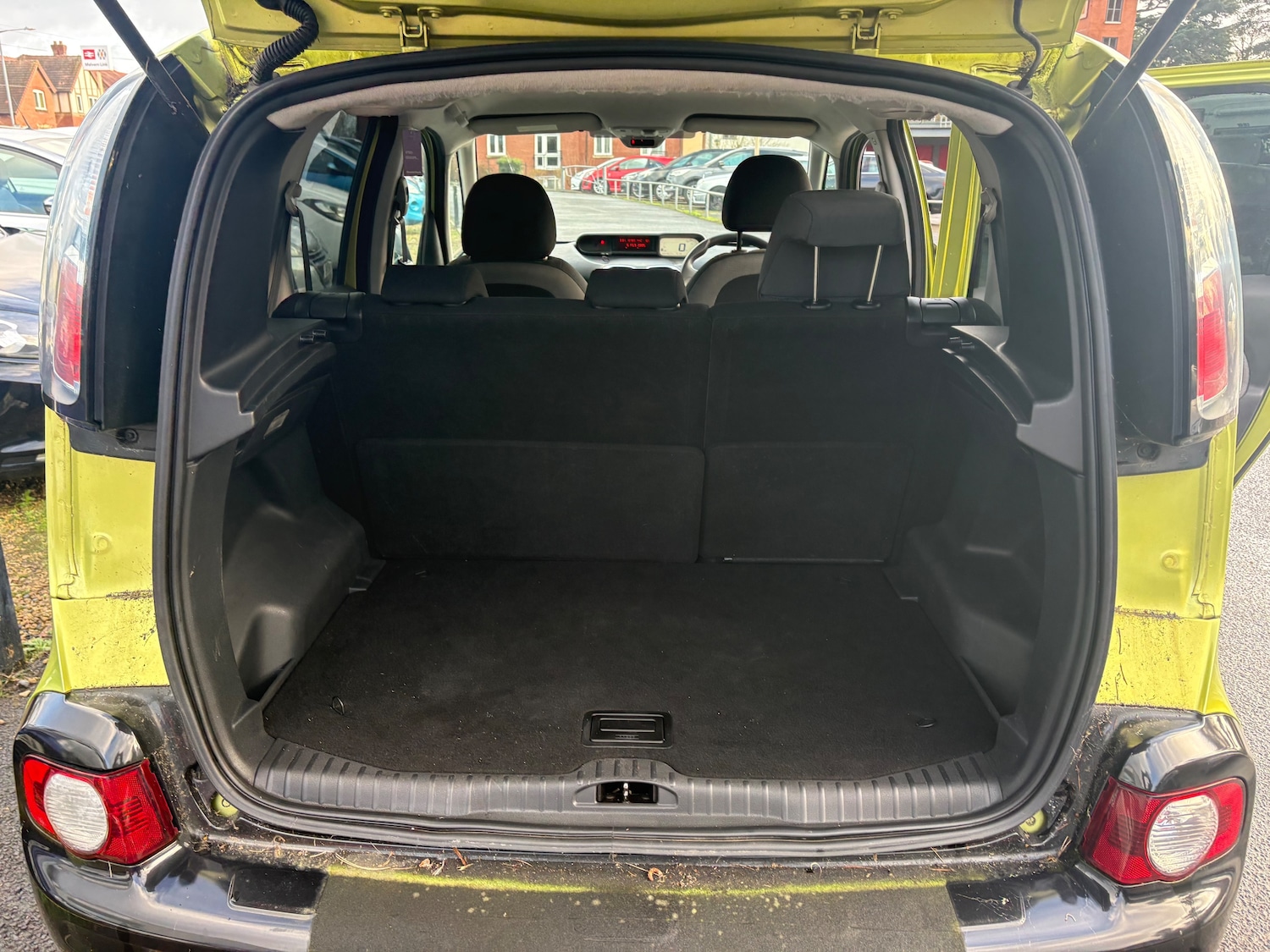 Used Citroen C3 Picasso 2009 for sale - 77436358: Photo 5