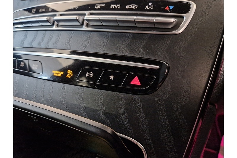 Used Mercedes-Benz GLC 2019 for sale - 77394952: Photo 36