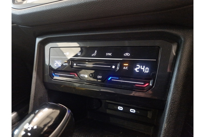 Used Volkswagen Tiguan Allspace 2021 for sale - 77086531: Photo 25