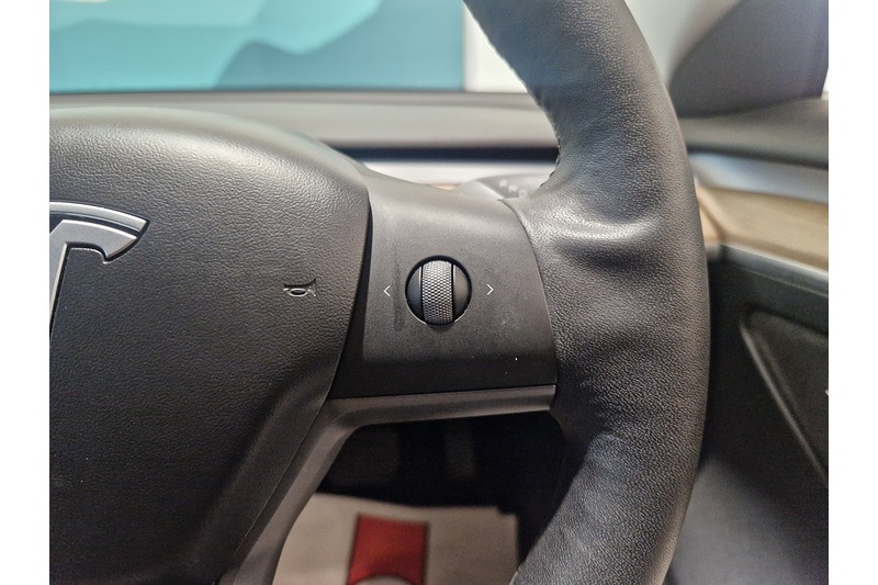 Used Tesla Model 3 2021 for sale - 76625272: Photo 33