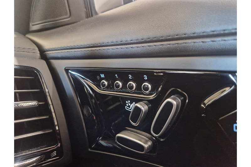 Used Jaguar F-Type for sale - 77932626: Photo 50