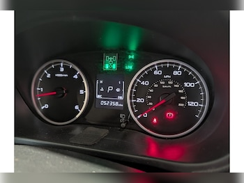 Used Mitsubishi L200 2016 for sale - 79385543: Photo