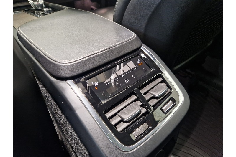 Used Volvo XC90 2021 for sale - 76625252: Photo 10