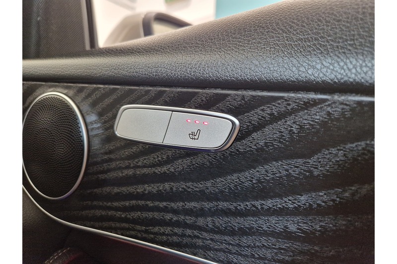 Used Mercedes-Benz GLC 2021 for sale - 76625255: Photo 10