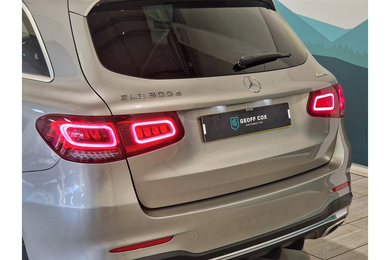 Used Mercedes-Benz GLC 2021 for sale - 76625255: Photo 21