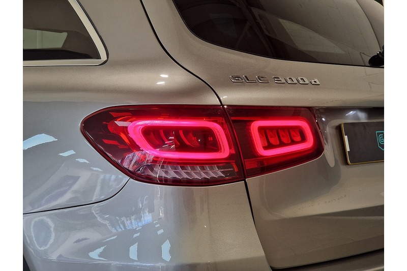 Used Mercedes-Benz GLC 2021 for sale - 76625255: Photo 23