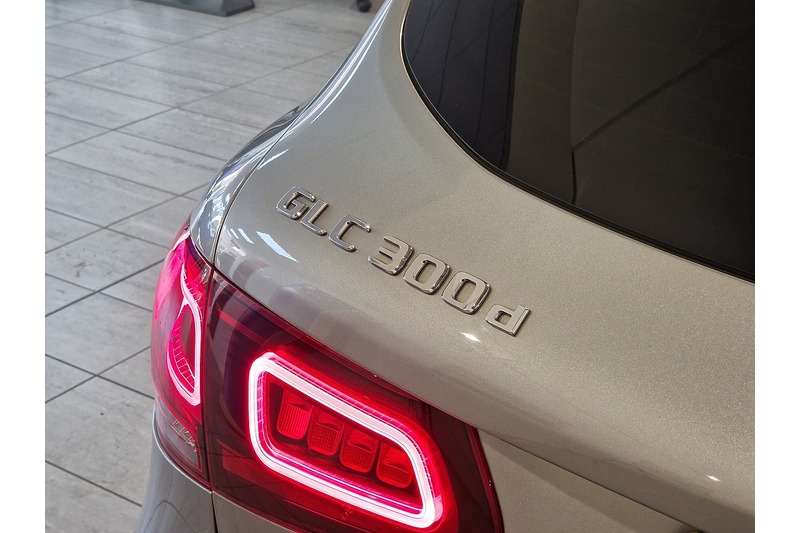 Used Mercedes-Benz GLC 2021 for sale - 76625255: Photo 24