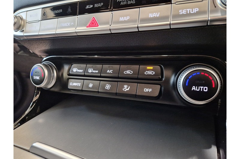 Used Kia Stinger 2019 for sale - 76625271: Photo 49