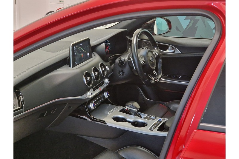 Used Kia Stinger 2019 for sale - 76625271: Photo 60