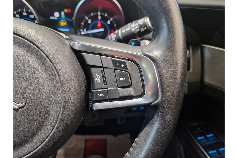 Used Jaguar XF for sale - 76625282: Photo 42