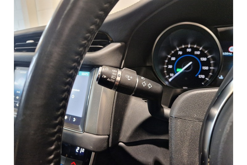 Used Jaguar XF for sale - 76625282: Photo 45