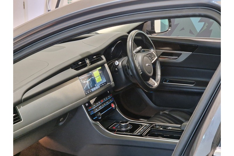 Used Jaguar XF for sale - 76625282: Photo 49