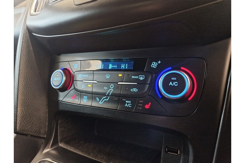 Used Ford Focus 2017 for sale - 77640110: Photo 33