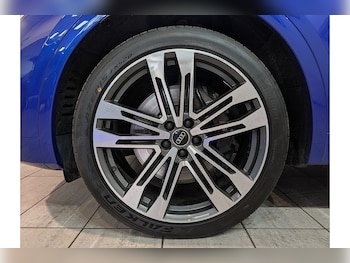 Used Audi Q5 2023 for sale - 79072947: Photo