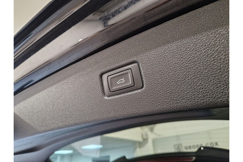 Used Audi Q7 2017 for sale - 76625259: Photo 11