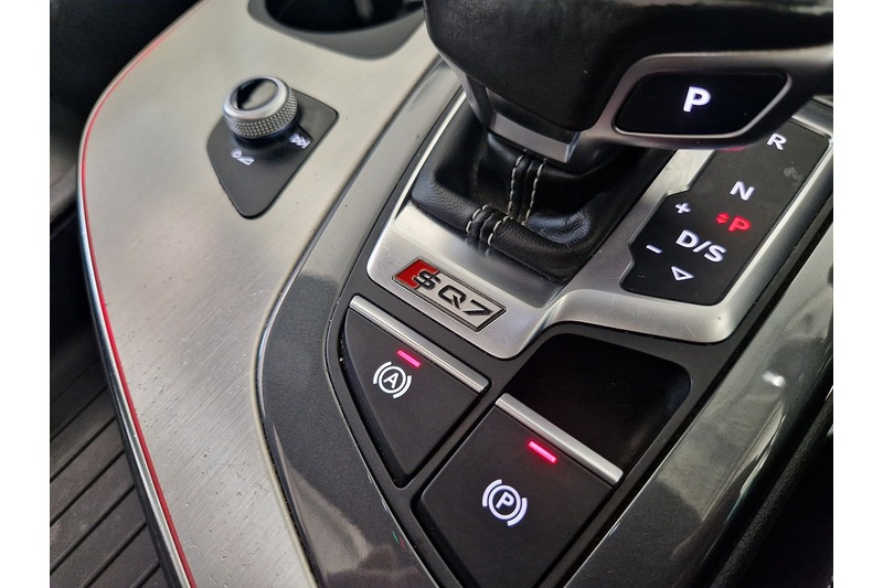 Used Audi Q7 2017 for sale - 76625259: Photo 49