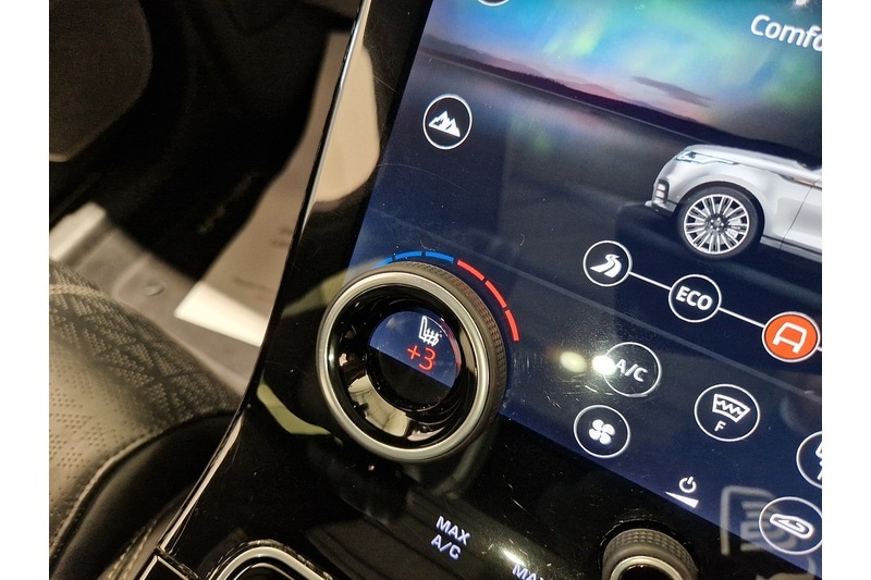 Used Land Rover Range Rover Velar 2017 for sale - 76625254: Photo 11