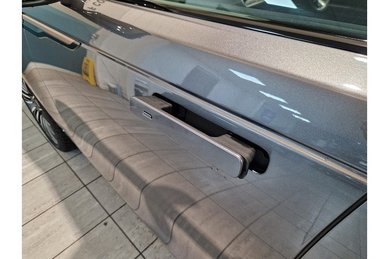 Used Land Rover Range Rover Velar 2017 for sale - 76625254: Photo 29