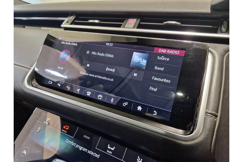 Used Land Rover Range Rover Velar 2017 for sale - 76625254: Photo 31