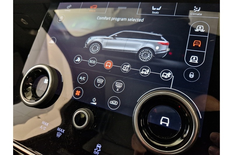 Used Land Rover Range Rover Velar 2017 for sale - 76625254: Photo 38