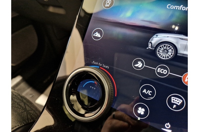 Used Land Rover Range Rover Velar 2017 for sale - 76625254: Photo 41