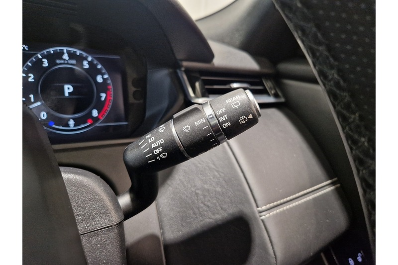 Used Land Rover Range Rover Velar 2017 for sale - 76625254: Photo 44