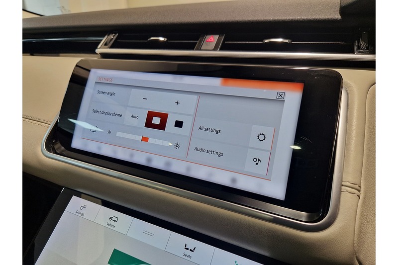 Used Land Rover Range Rover Velar 2019 for sale - 76625262: Photo 37