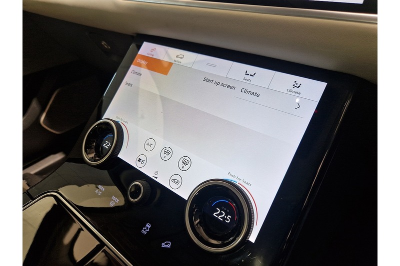 Used Land Rover Range Rover Velar 2019 for sale - 76625262: Photo 40